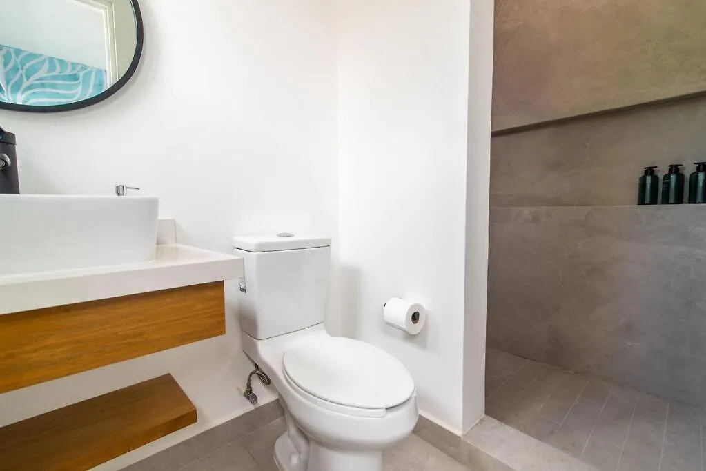 Beautiful 4Br, Up To 8 Guests, Private Pool, 10 Min To Beach Playa del Carmen 0*,  Mexico